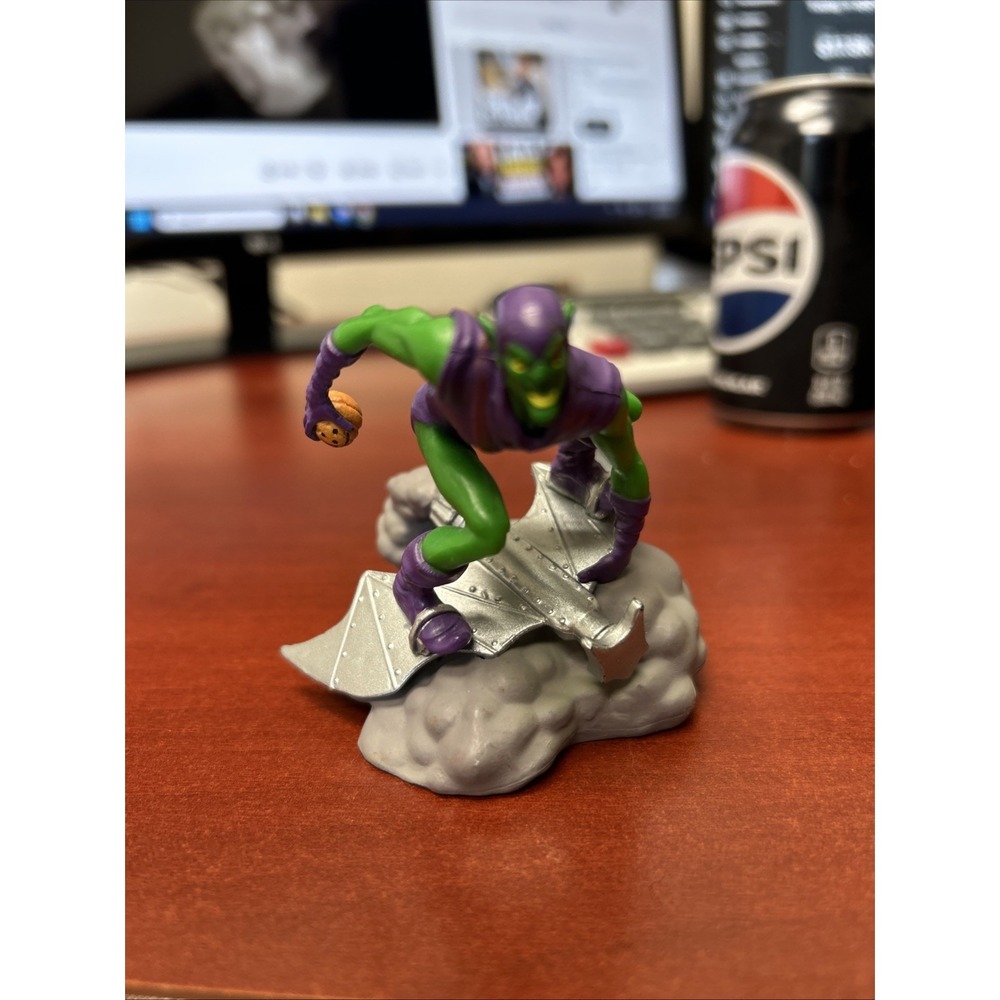Disney Store Marvel Spider Man Green Goblin 3" PVC Figure Cake Topper 2011